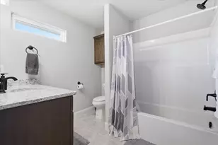2120 Gabriel Dr, Sherman, TX 75092 - Photo 15
