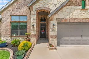 1012 Whitetail Ct, Joshua, TX 76058 - Photo 5