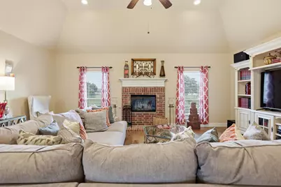 186 Las Colinas Trail, Cross Roads, TX 76227 - Photo 17