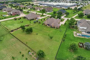 186 Las Colinas Trail, Cross Roads, TX 76227 - Photo 31