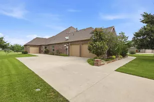 186 Las Colinas Trail, Cross Roads, TX 76227 - Photo 5