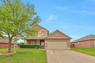 1603 Waters Edge Dr, Glenn Heights, TX 75154 - Photo 1