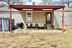 1136 W Long St, Stephenville, TX 76401 - Photo 9