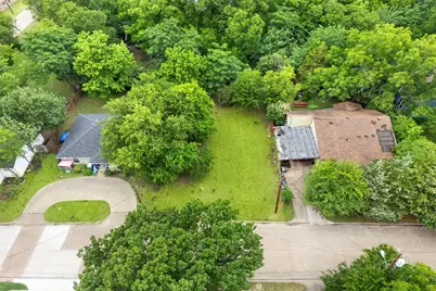 205 Thompson Street, Waxahachie, TX 75165 - Photo 7