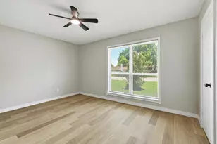 1909 Schumac Ln, Bedford, TX 76022 - Photo 29