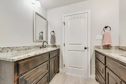 2601 Houston Court, Granbury, TX 76048 - Photo 23