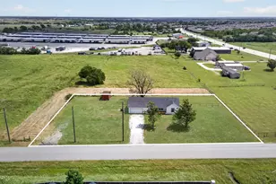 10900 Reeder Ln, Forney, TX 75126 - Photo 1