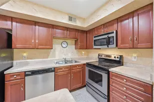 2311 Basil Dr, Arlington, TX 76006 - Photo 7