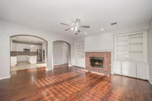 1908 Wood Crest Dr, Grapevine, TX 76051 - Photo 9