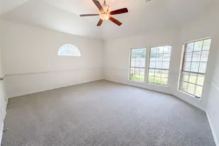 1126 Glencoe Dr, Glenn Heights, TX 75154 - Photo 9