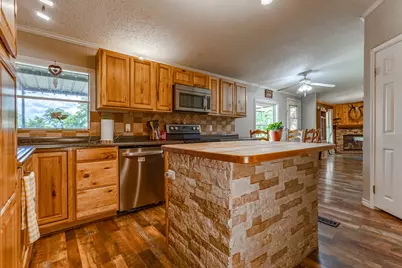 75 Southern Drive, Mineral Wells, TX 76067 - Photo 5