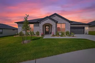 127 Mesa Dr, Glen Rose, TX 76043 - Photo 1
