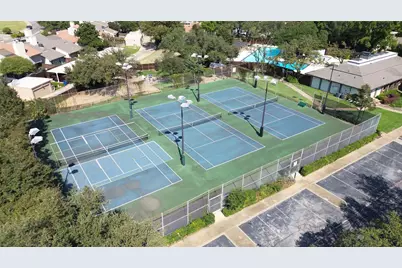 9145 Emberglow Lane, Dallas, TX 75243 - Photo 33