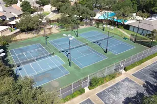 9145 Emberglow Ln, Dallas, TX 75243 - Photo 33