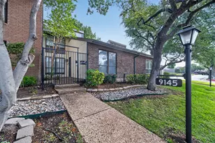 9145 Emberglow Ln, Dallas, TX 75243 - Photo 5