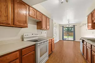 1037 Whitewater Trail, DeSoto, TX 75115 - Photo 9