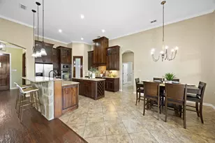 8230 Glenwick Dr, Waxahachie, TX 75167 - Photo 9