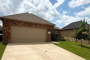 204 Flower Ridge Dr, Fort Worth, TX 76108 - Photo 3
