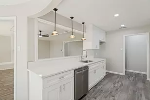 4316 Jennifer Ln, Crowley, TX 76036 - Photo 11