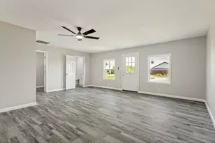 4316 Jennifer Ln, Crowley, TX 76036 - Photo 9