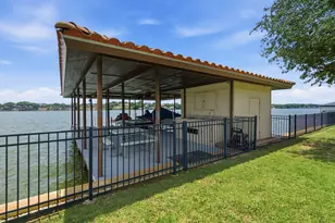 1604 Catalina Bay Ct, Granbury, TX 76048 - Photo 35