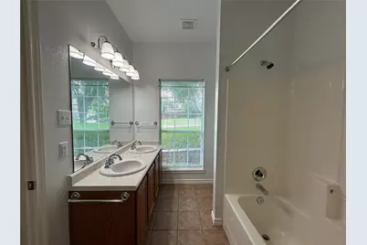 921 Cedar Ridge Drive #919, DeSoto, TX 75115 - Photo 3
