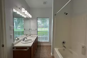 921 Cedar Ridge Dr, DeSoto, TX 75115 - Photo 3