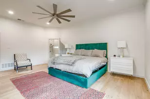 2144 Fountain Square Dr, Fort Worth, TX 76107 - Photo 21