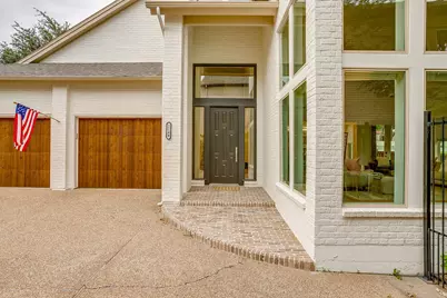 2144 Fountain Square Drive, Fort Worth, TX 76107 - Photo 3