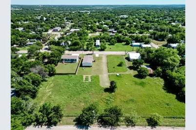 811 SW 15th Street, Mineral Wells, TX 76067 - Photo 1
