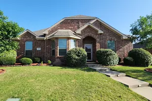 1369 Crescent Cove Dr, Rockwall, TX 75087 - Photo 1