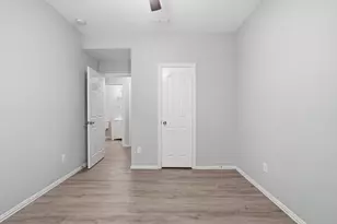 238 Creek Cove Dr, Dallas, TX 75217 - Photo 23