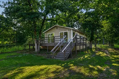 1001 Leaning Oak Drive, Tool, TX 75143 - Photo 1