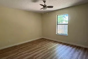 6319 Holiday Ln, North Richland Hills, TX 76182 - Photo 11