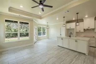 2719 Sycamore Ct, Granbury, TX 76048 - Photo 5