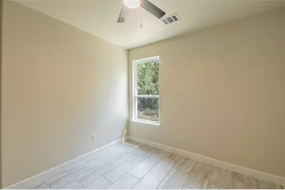 2719 Sycamore Court, Granbury, TX 76048 - Photo 21