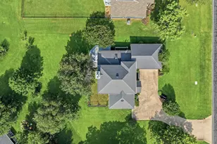 303 Kiowa Dr W, Lake Kiowa, TX 76240 - Photo 29