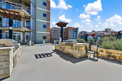 1001 Belleview Street #703, Dallas, TX 75215 - Photo 23