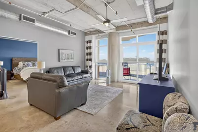 1001 Belleview Street #703, Dallas, TX 75215 - Photo 17