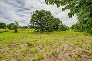 350 Red Top Rd, Poolville, TX 76487 - Photo 33