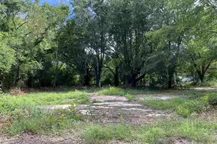 1317 El Paso St, Longview, TX 75602 - Photo 1