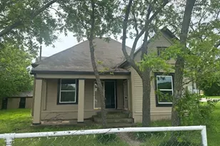 515 15th Street SW, Mineral Wells, TX 76067 - Photo 1