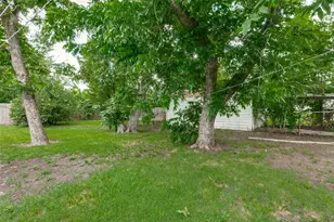 10303 Sylvia Dr, Dallas, TX 75228 - Photo 23