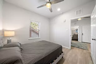 808 Sealy St, Galveston, TX 77550 - Photo 19