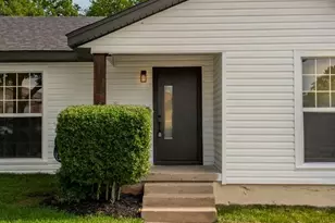 301 Buhler Dr, Garland, TX 75040 - Photo 3
