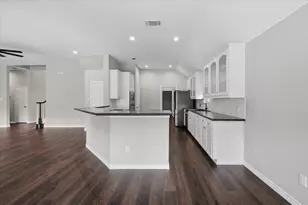 6304 Southern Hills Dr, Fort Worth, TX 76132 - Photo 13