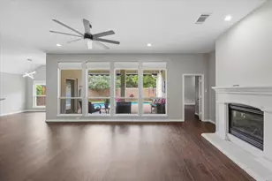 6304 Southern Hills Dr, Fort Worth, TX 76132 - Photo 7