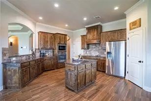 7816 Loma Ln, Godley, TX 76044 - Photo 5