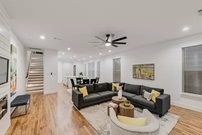 217 W Yarmouth Street, Dallas, TX 75208 - Photo 9
