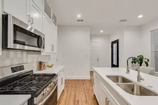 217 W Yarmouth St, Dallas, TX 75208 - Photo 11